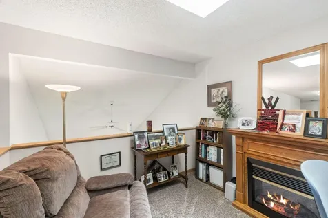 7036 49th Street N Oakdale MN 55128