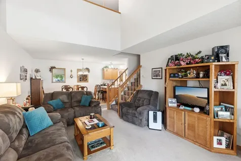 7036 49th Street N Oakdale MN 55128