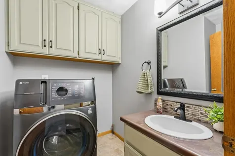 1203 22nd Avenue SW Austin MN 55912