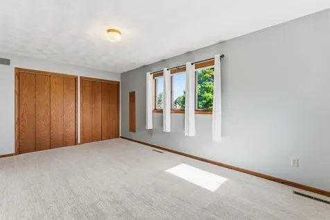 1203 22nd Avenue SW Austin MN 55912