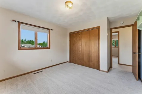 1203 22nd Avenue SW Austin MN 55912