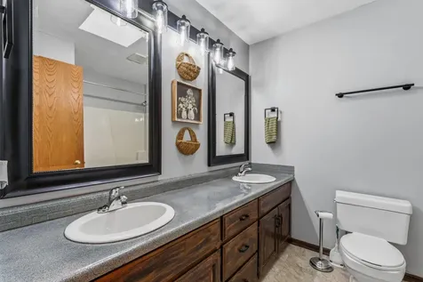 1203 22nd Avenue SW Austin MN 55912