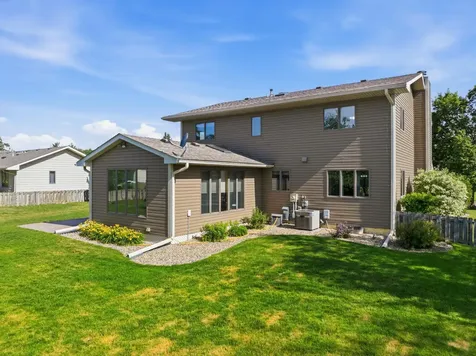 1203 22nd Avenue SW Austin MN 55912
