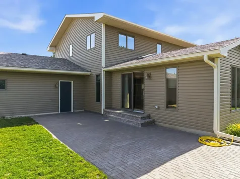 1203 22nd Avenue SW Austin MN 55912