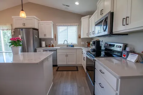 1827 S Cascade Street Fergus Falls MN 56537
