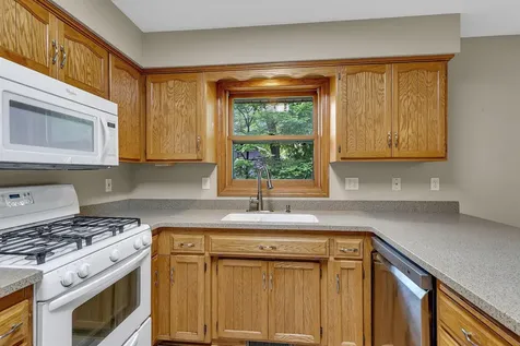 1812 Haller Way Saint Cloud MN 56301