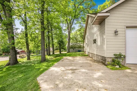 1812 Haller Way Saint Cloud MN 56301