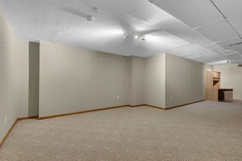 1812 Haller Way Saint Cloud MN 56301