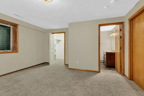 1812 Haller Way Saint Cloud MN 56301