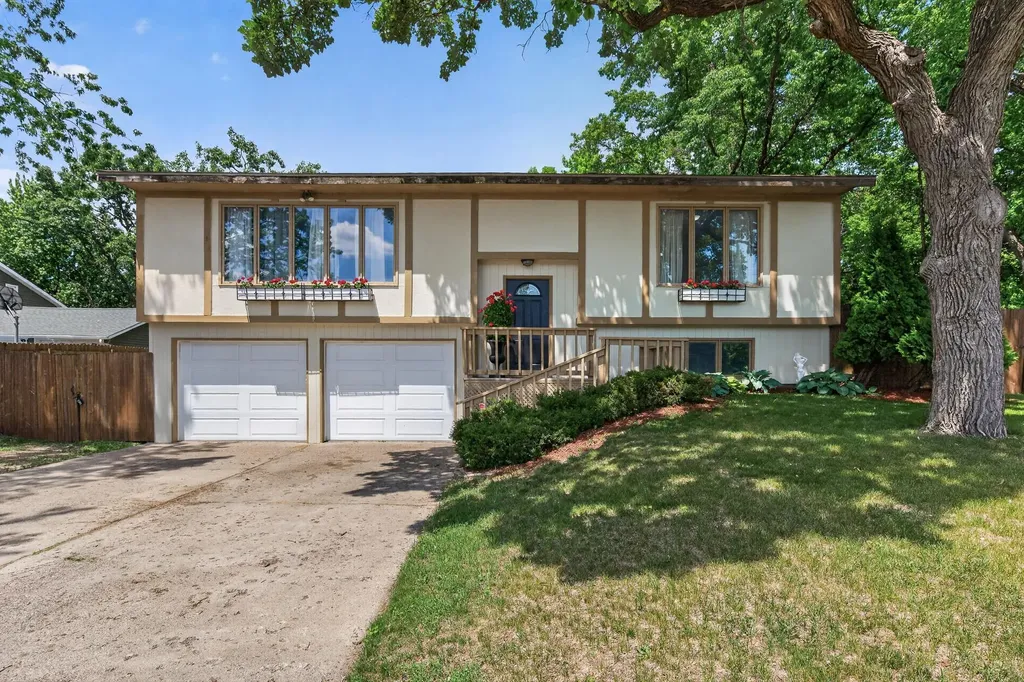 1509 133rd Lane NE Andover MN 55304
