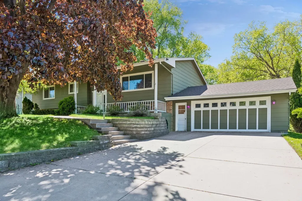 9400 Toledo Avenue S Bloomington MN 55437
