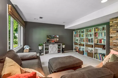 9400 Toledo Avenue S Bloomington MN 55437