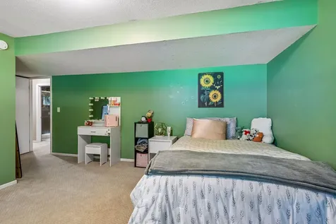 9400 Toledo Avenue S Bloomington MN 55437
