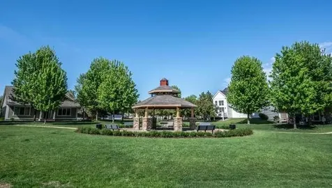 9621 Scott Lane N Brooklyn Park MN 55443