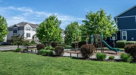 9621 Scott Lane N Brooklyn Park MN 55443