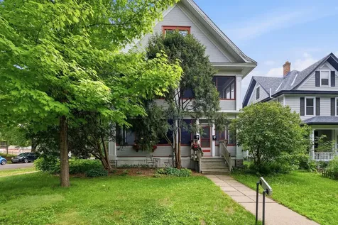 1854 Laurel Avenue Saint Paul MN 55104