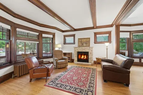 1854 Laurel Avenue Saint Paul MN 55104