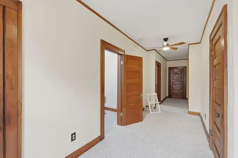 1854 Laurel Avenue Saint Paul MN 55104