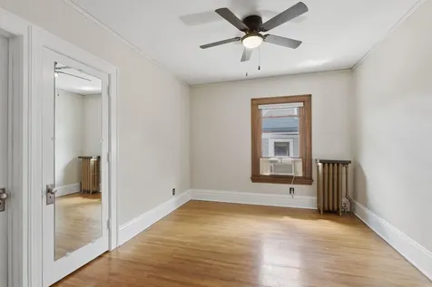 1854 Laurel Avenue Saint Paul MN 55104