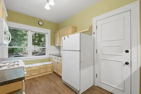 1854 Laurel Avenue Saint Paul MN 55104