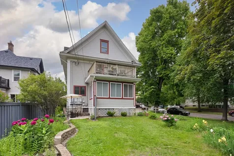 1854 Laurel Avenue Saint Paul MN 55104