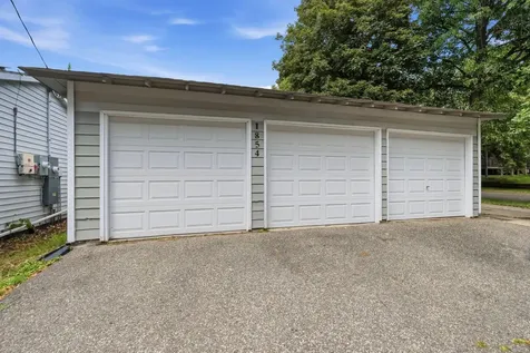 1854 Laurel Avenue Saint Paul MN 55104