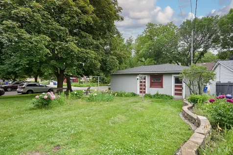 1854 Laurel Avenue Saint Paul MN 55104