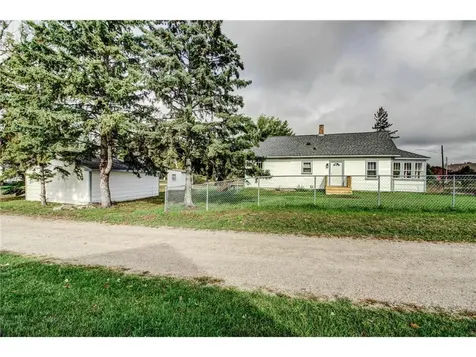 17 Balsam Avenue NW Menahga MN 56464