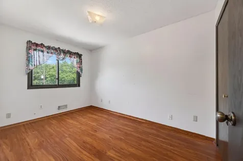 479 Jessamine Avenue E Saint Paul MN 55130