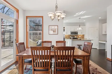 2536 N Saunders Lake Drive Minnetrista MN 55364