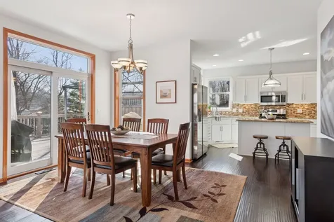 2536 N Saunders Lake Drive Minnetrista MN 55364