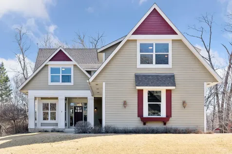 2536 N Saunders Lake Drive Minnetrista MN 55364