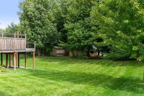 2536 N Saunders Lake Drive Minnetrista MN 55364