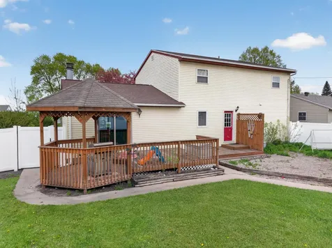 729 7th Street S Breckenridge MN 56520