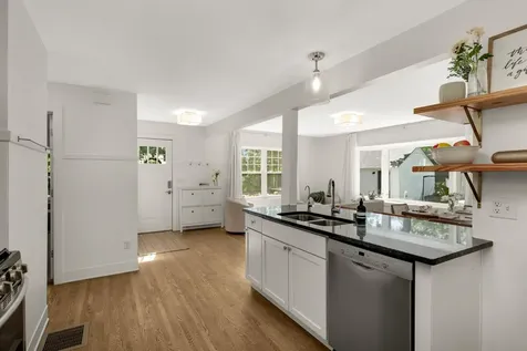 1385 Arbor Street Wayzata MN 55391