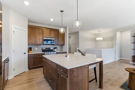 2080 Ridge Pointe Drive Hastings MN 55033