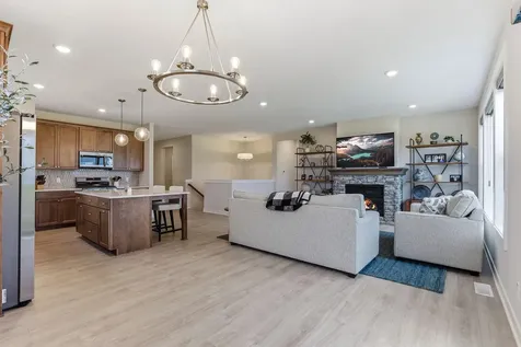 2080 Ridge Pointe Drive Hastings MN 55033