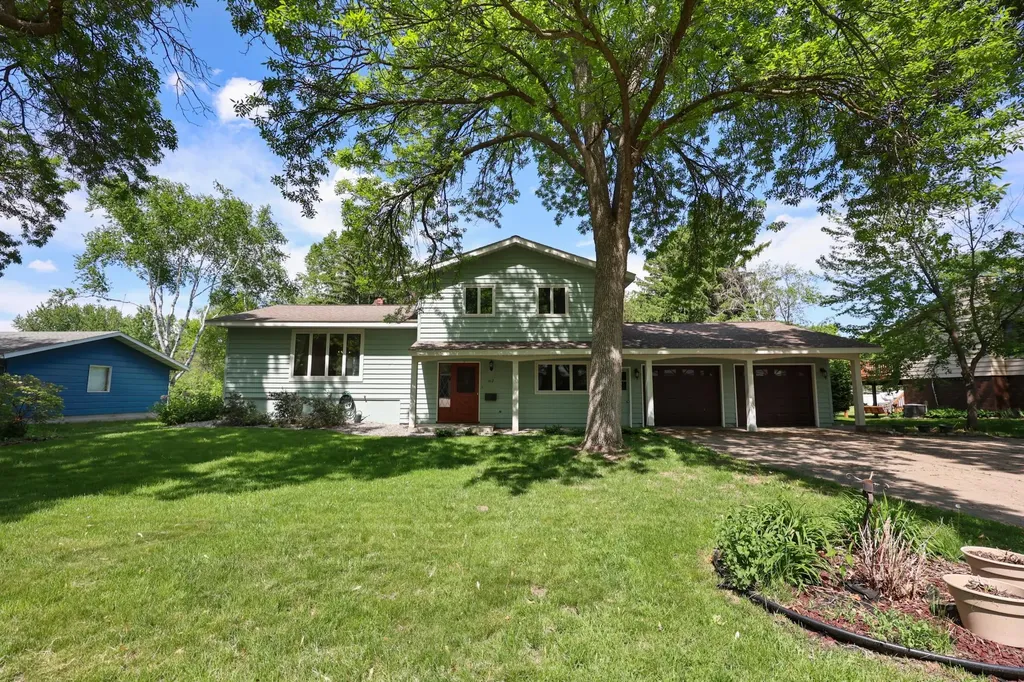 912 3rd Avenue N Sauk Rapids MN 56379