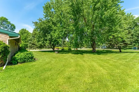 1043 Woodland Loop Fergus Falls MN 56537