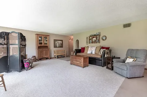 1043 Woodland Loop Fergus Falls MN 56537