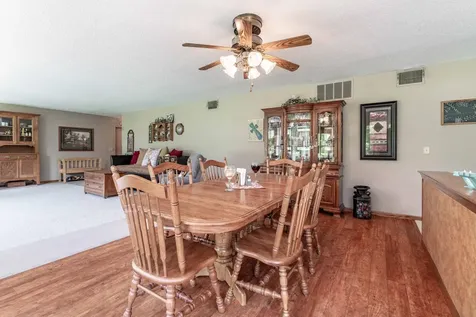 1043 Woodland Loop Fergus Falls MN 56537