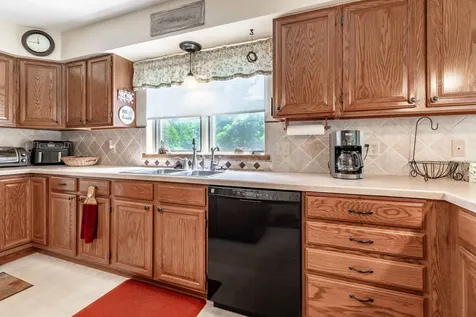 1043 Woodland Loop Fergus Falls MN 56537
