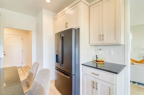 6800 32nd Street S Fargo ND 58104