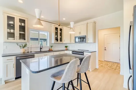 6800 32nd Street S Fargo ND 58104