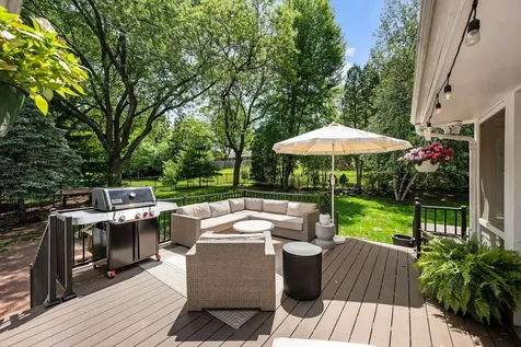 768 Lower Colonial Drive Mendota Heights MN 55118
