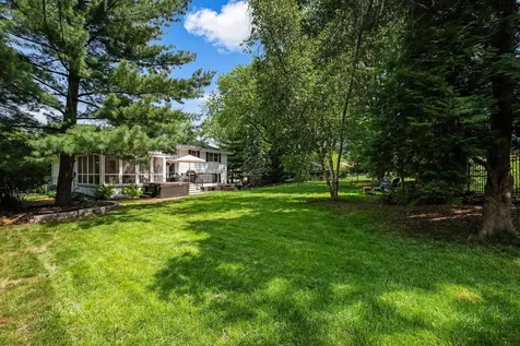 768 Lower Colonial Drive Mendota Heights MN 55118