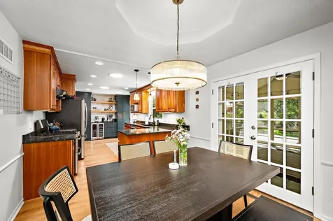 768 Lower Colonial Drive Mendota Heights MN 55118