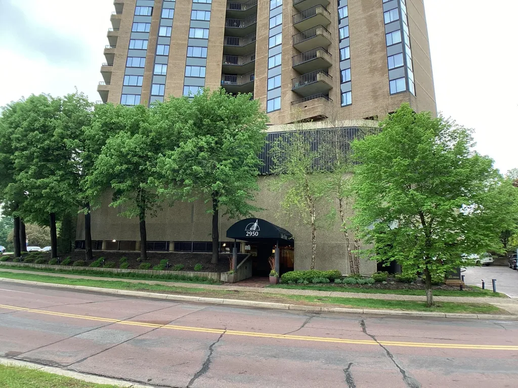 2950 Dean Parkway Minneapolis MN 55416