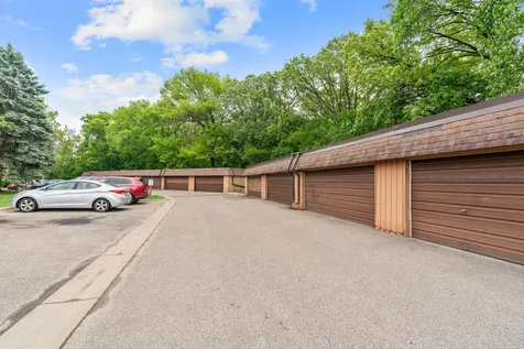 2009 E 122nd Street Burnsville MN 55337