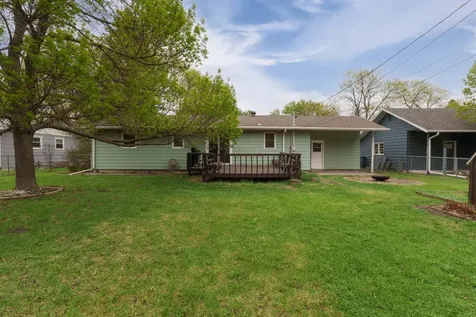 533 Maple Lane Moorhead MN 56560